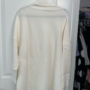 Elegant Cream Turtleneck Sweater